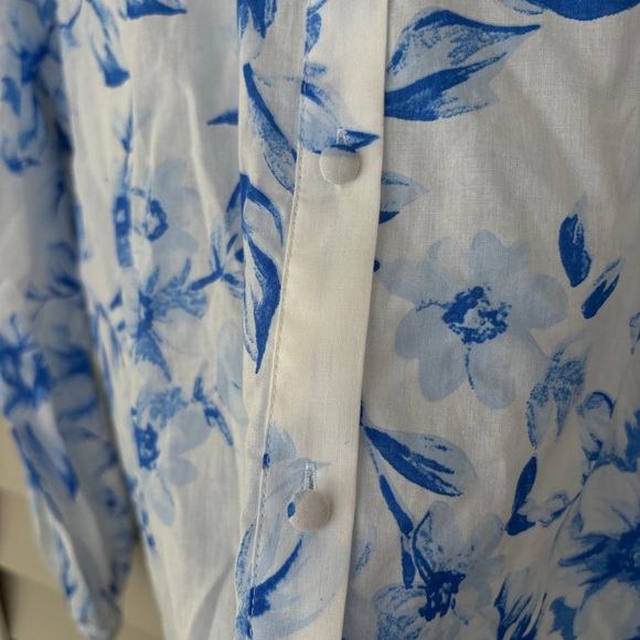Zara Printed Cotton Blouse White with Blue Flowers, size Large - Picture 8 of 11